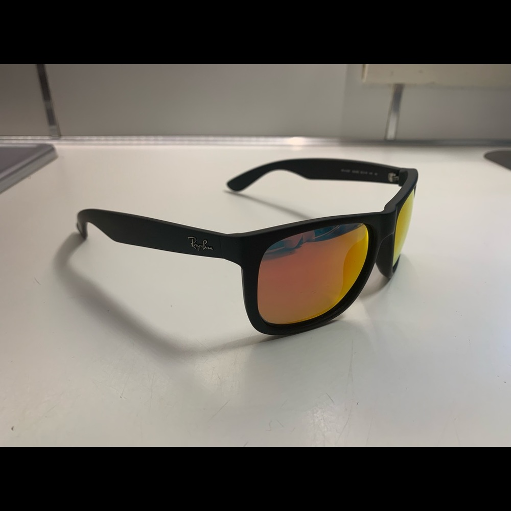 RAY-BAN JUSTIN  55mm NEW polarized lenses